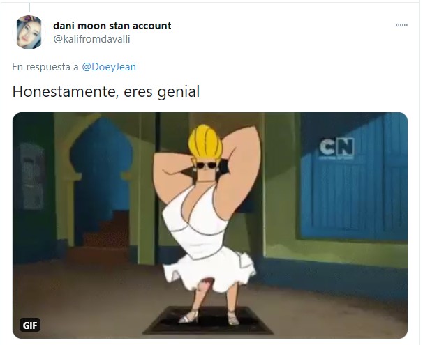 Comentario en Twitter sobre un padre que se vistió de Bella para jugar con su hija