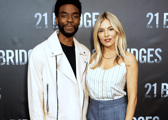 chadwick boseman y sienna miller