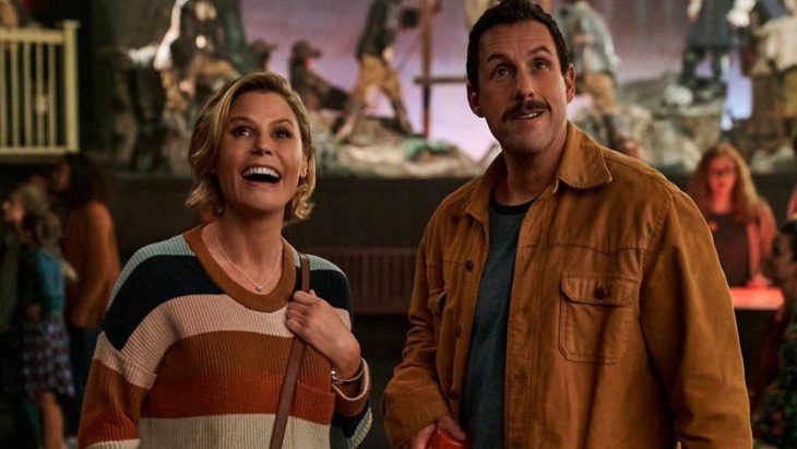 Escena de la película El Halloween de Hubie con Adam Sandler