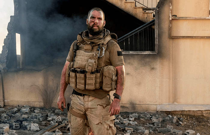 Henry Cavill en Sand Castle