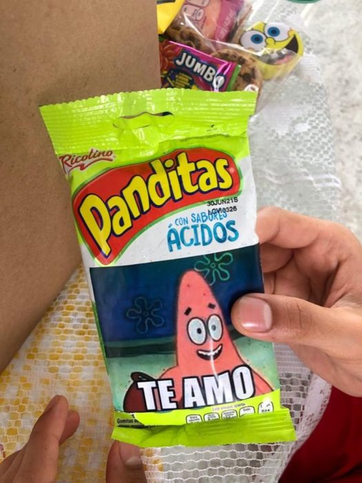 Sorpresa original de Bob Esponja por su aniversario