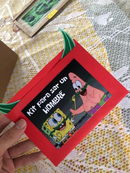 Sorpresa original de Bob Esponja por su aniversario