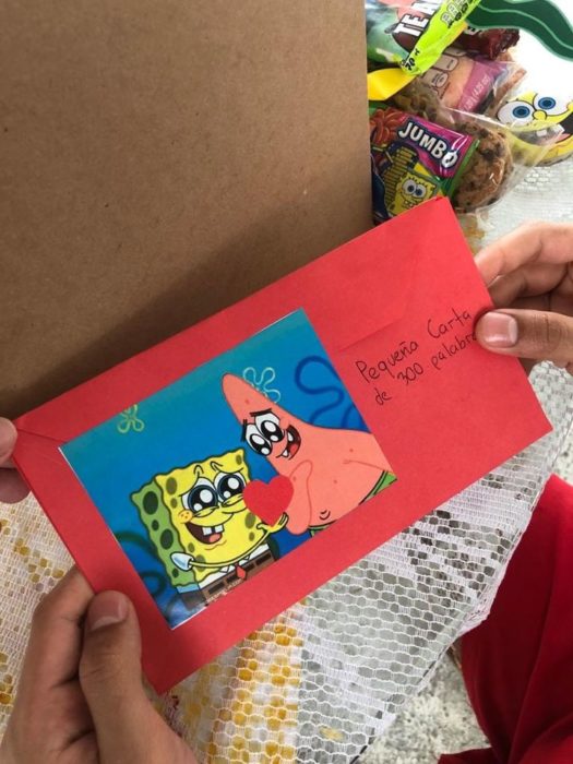 Sorpresa original de Bob Esponja por su aniversario
