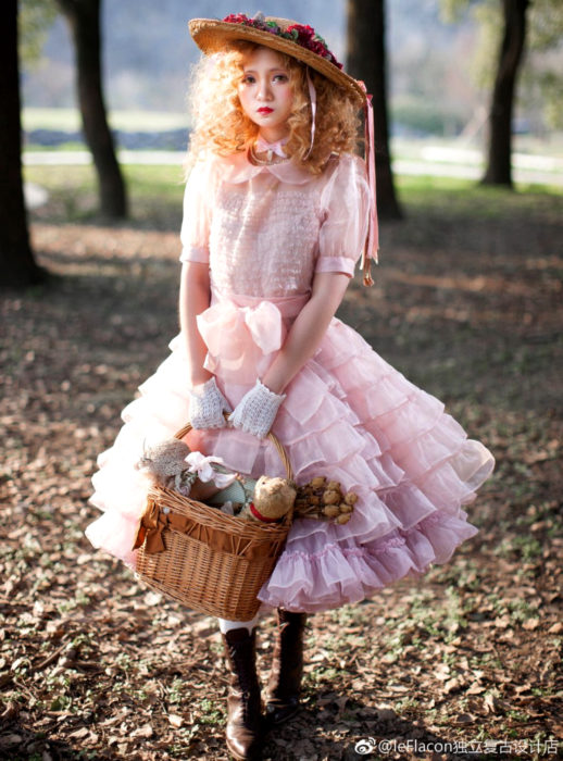 Cosplay, disfraz de Candy White Andrew; vestido rosa Lolita