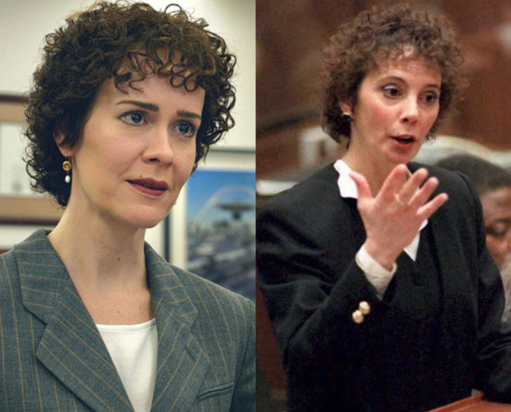 Sarah Paulson como Marcia Clark