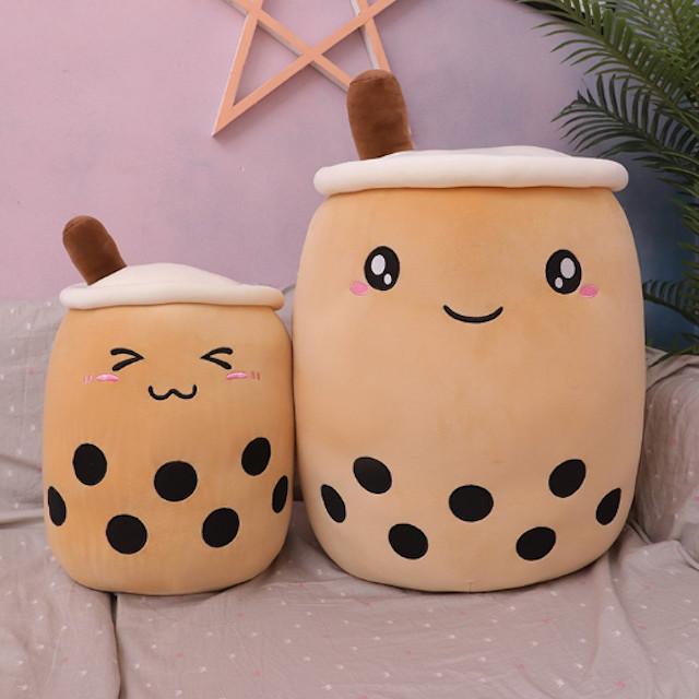 Almohadas en forma de vasos de café con leche