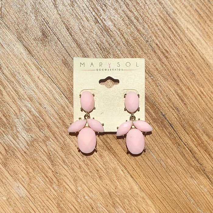 Demi Skipper aretes