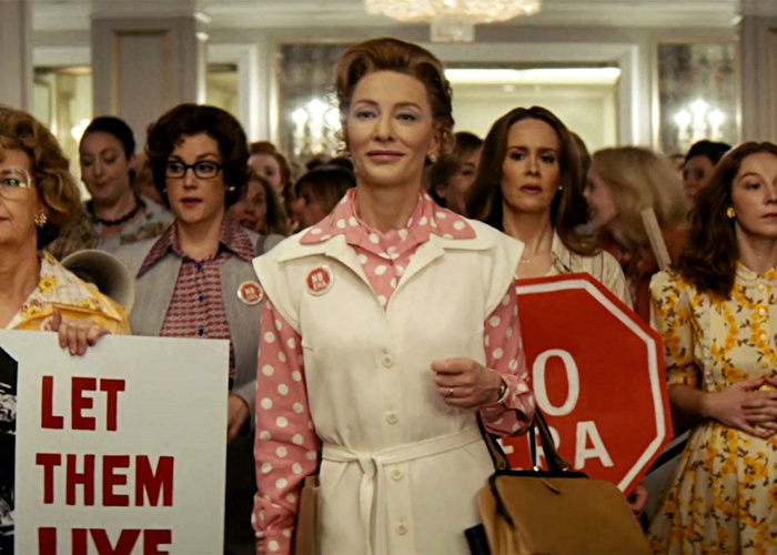 escena de mrs america