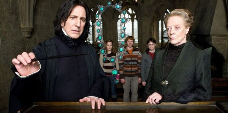 Escena de la película de Harry Potter donde aparece el profesor Snape y la profesora McGonagall