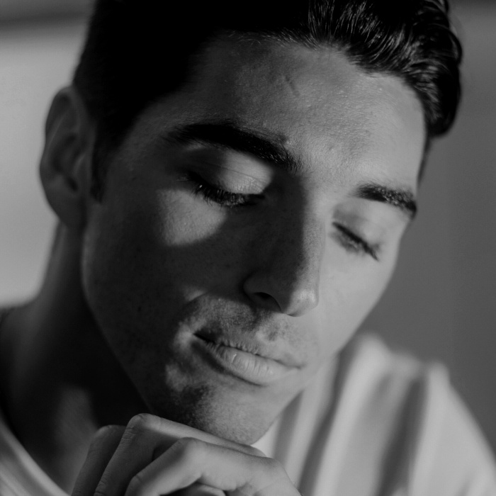 taylor zakhar perez