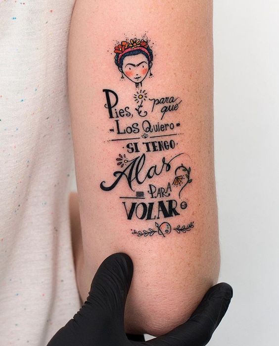 Tatuaje de Frida Kahlo en el brazo