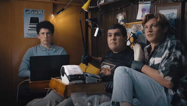 escena de como vender drogas en línea (y rápido)