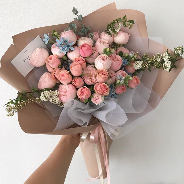 Ramos de flores hermosos