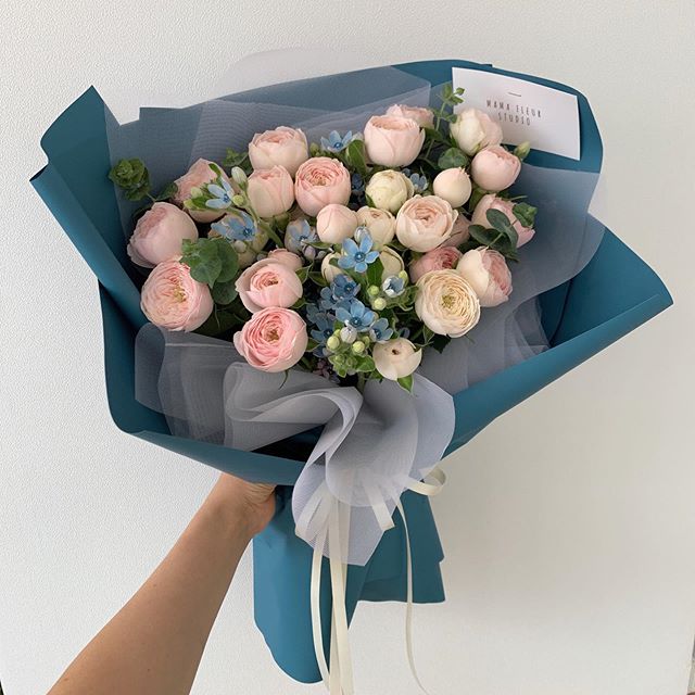 Ramos de flores hermosos