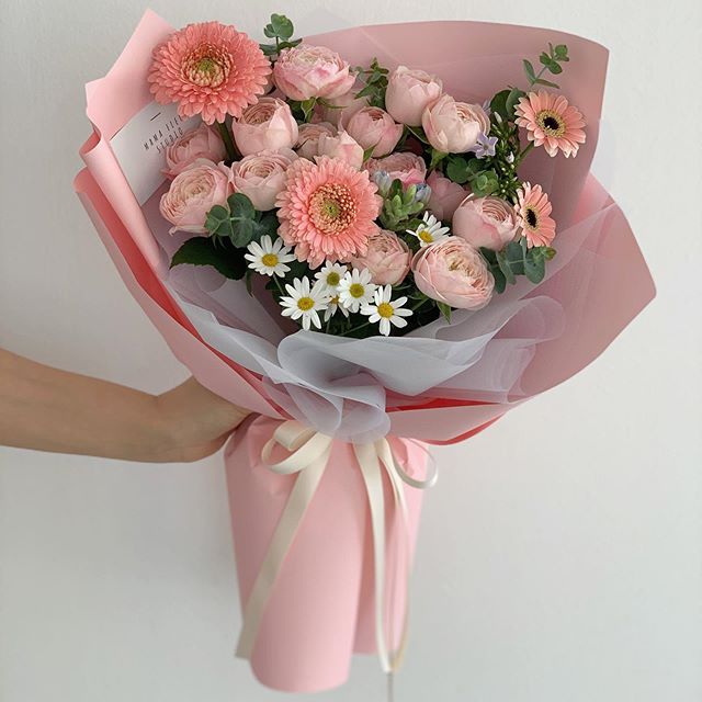 Ramos de flores hermosos