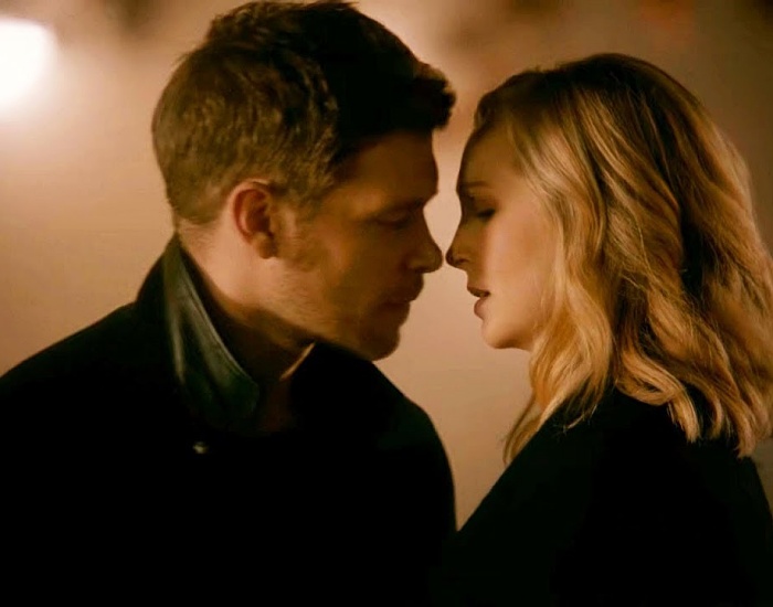 Joseph Morgan y Candice King en la serie de the originals