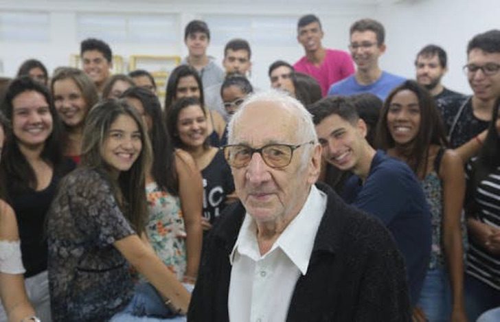 Carlos Augusto Manço y compañeros