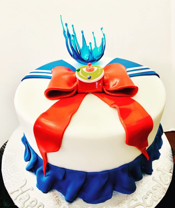 Pastel de Sailor Moon, inspirado en el uniforme de las colegialas