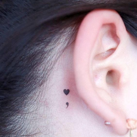 Tatuaje punto y coma