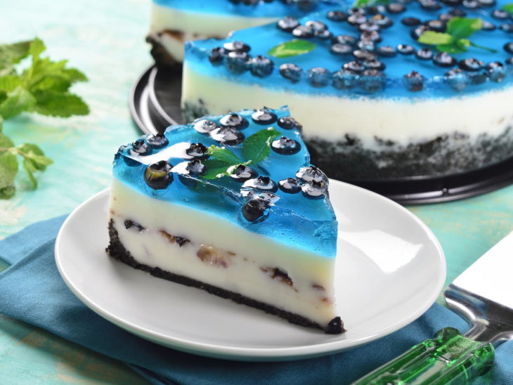 Gelatina de moras con base de Oreo