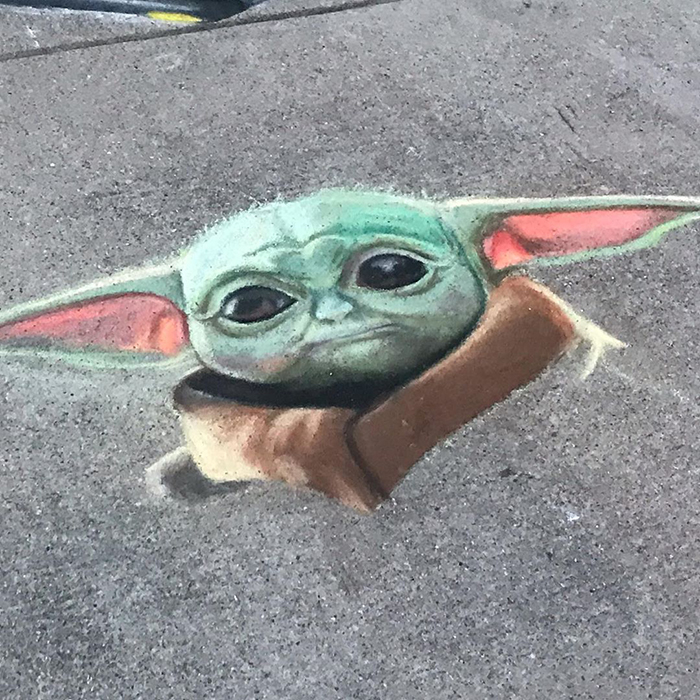 Yoda dibujado con tiza