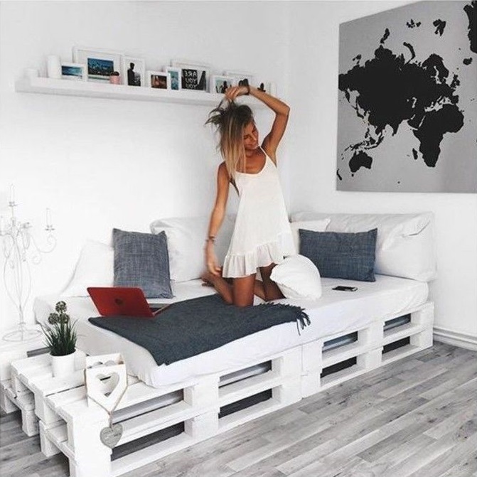 DIY de base de cama hecha con palets de madera