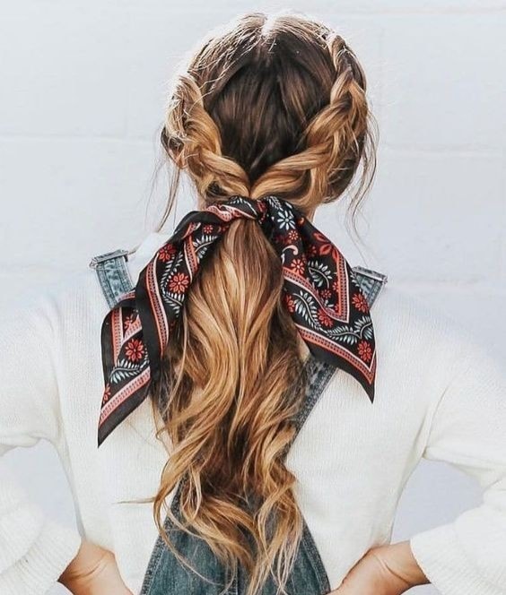 Coleteros con lazo son la nueva tendencia para el cabello