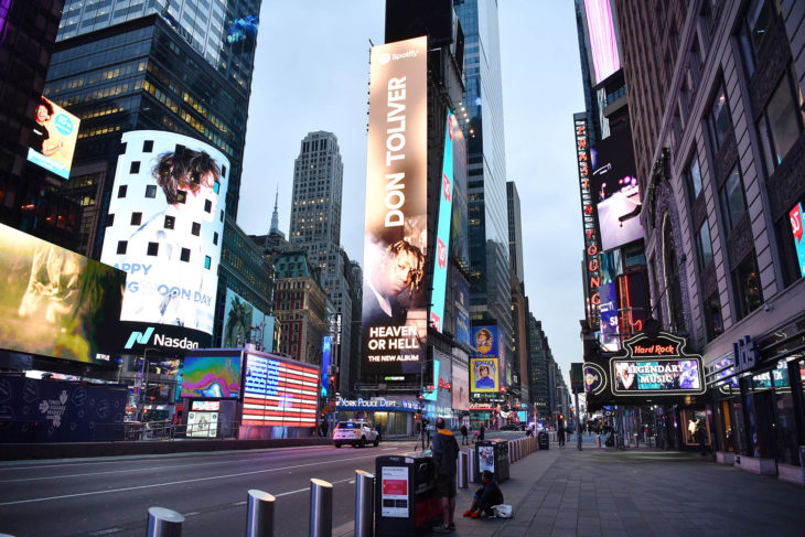 Time square sin personas ante la cuarentena 