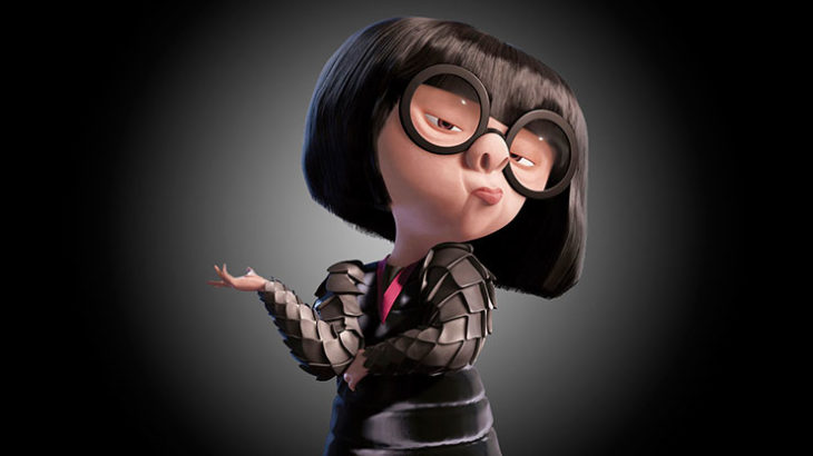 Edna Moda de Los Increíbles, posando con su traje negro de cuero