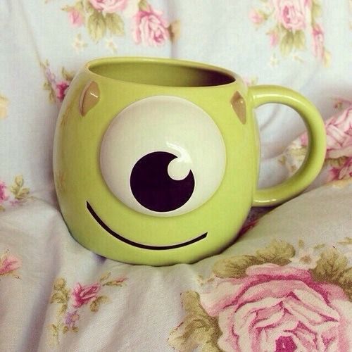 Taza cafetera inspirada en Mike Wazowski de Monster Inc.