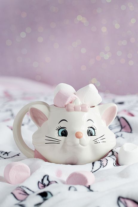 Taza cafetera inspirada en Marie de Los Aristogatos