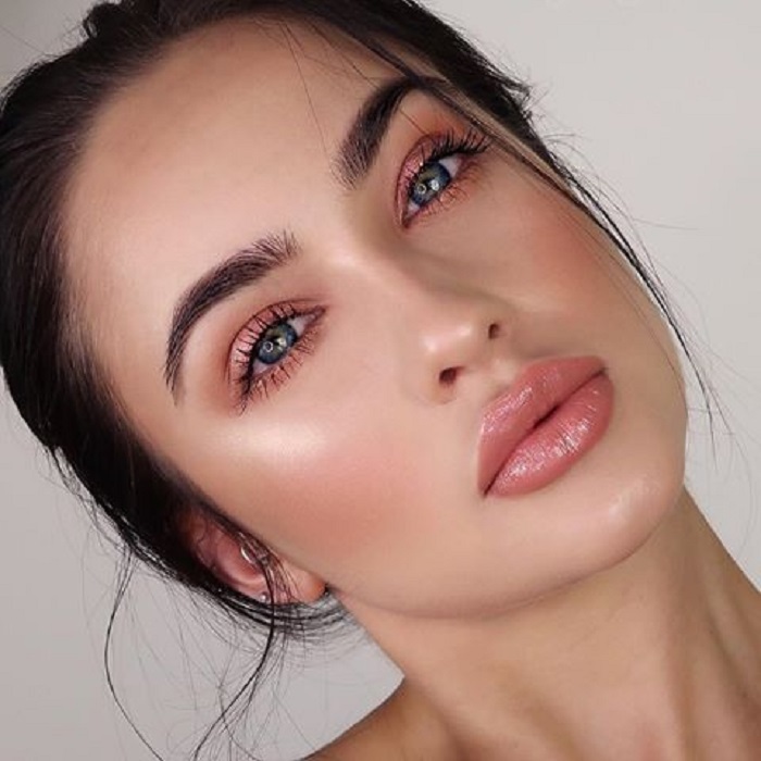 Maquillaje de novia con plumpy lips