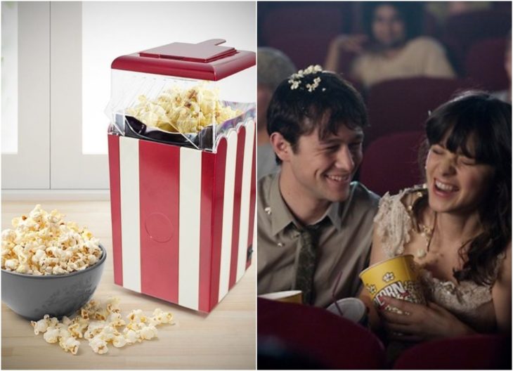 Pareja disfrutando de palomitas caseras