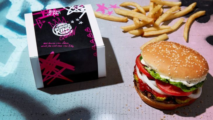 Caja de hamburguesa y papas de Burger King edición 14 de febrero