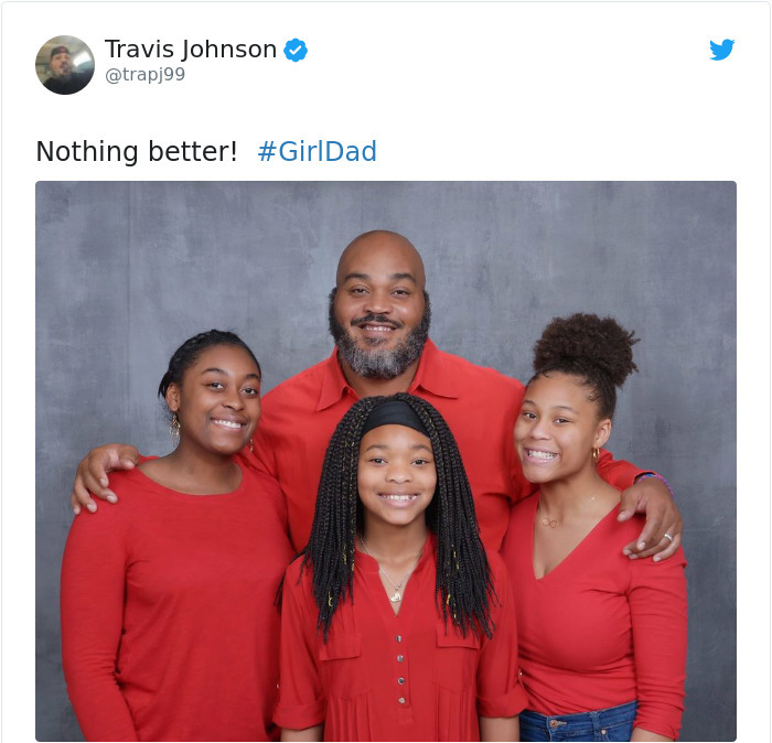 Comentarios en Twitter sobre la relación entre padres e hijas 