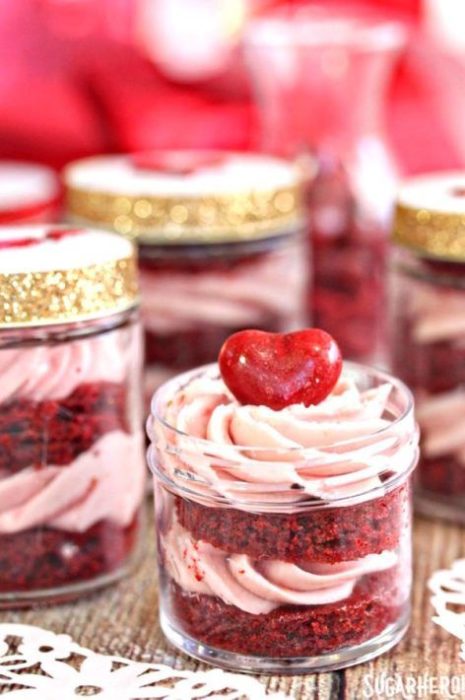 Cupcake red velvet en un frasco