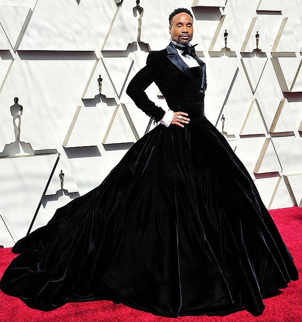 Billy Porter look traje con falda negro terciopelo Academy Awards 2019