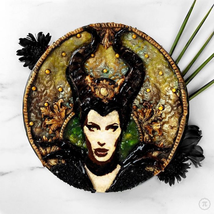 Pay creado por Jessica Leigh Clark-Bojin inspirado en Maléfica