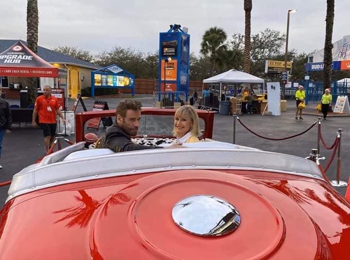 john travolta y olivia newton vuelven a encontrarse después de 41 años