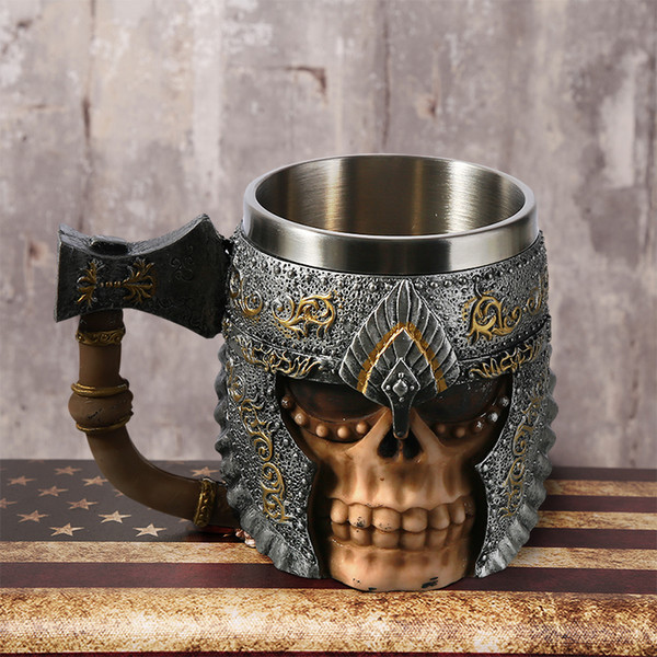 Tarro en forma de cráneo estilo vikingo