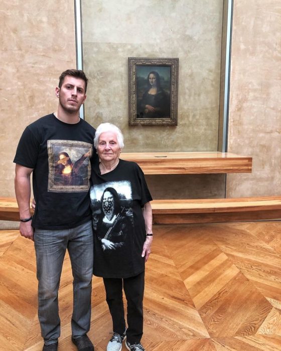 Pauline Kana y Ross Smith disfrazados de obras de arte