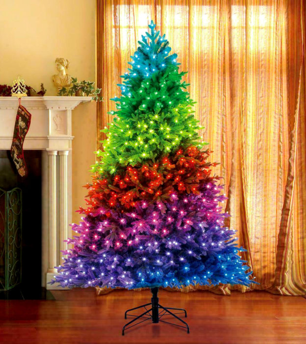 Árbol de navidad de colores de arcoíris