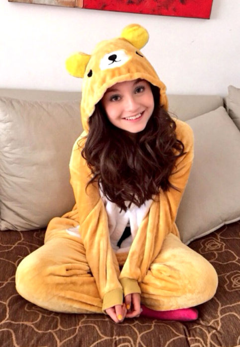 Kigurumis; pijama estilo mameluco calientita de oso amarillo