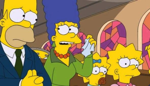 Escena de la serie Los Simpson, personajes en la iglesia con cara de desconcierto