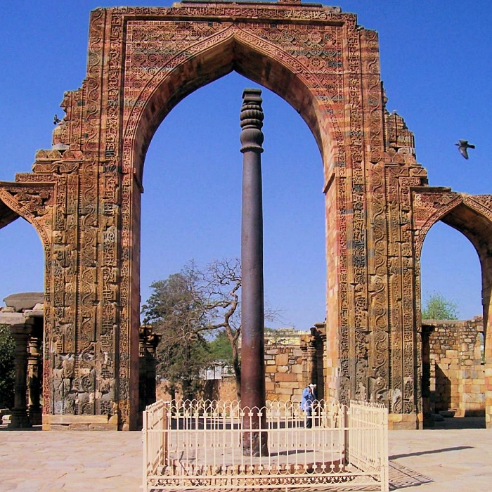 El pilar de hierro en Delhi