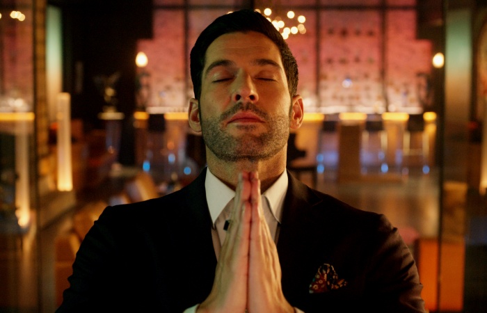 Tom Ellis como Lucifer Morningstar