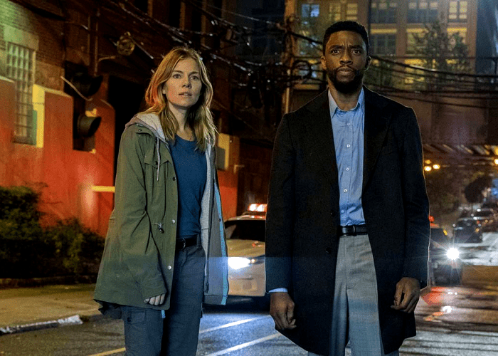 chadwick boseman y sienna miller