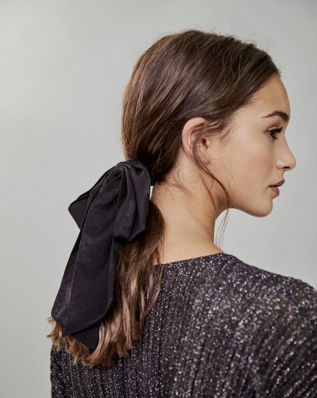 Coleteros con lazo son la nueva tendencia para el cabello