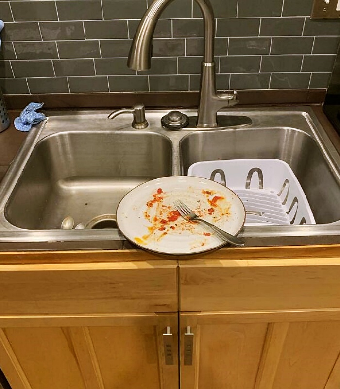 Los platos sucios