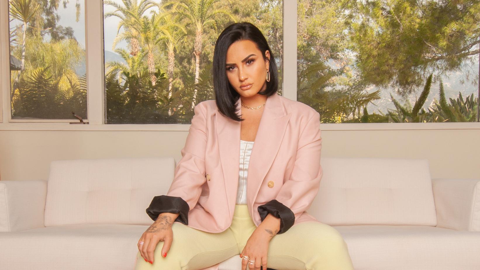 Demi Lovato; Demi Lovato levanta polémica al decir que llamar 'aliens' a los extraterrestres es 'despectivo'